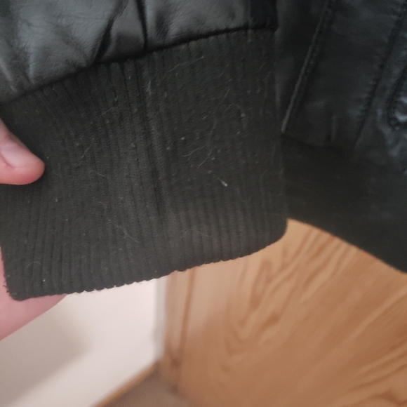 *sold*Leather Jacket - Picture 3 of 4